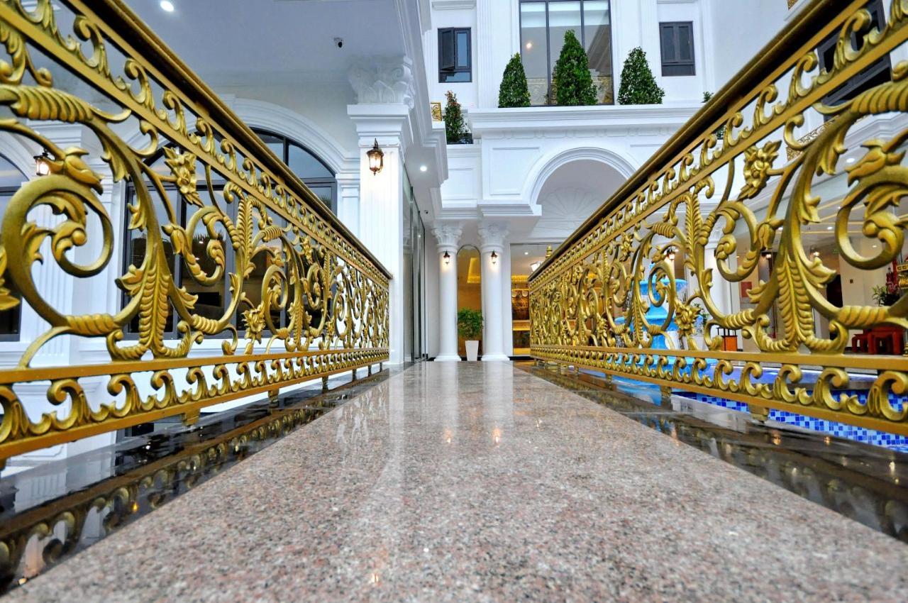 Crown Nguyen Hoang Hotel Nha Trang Dış mekan fotoğraf