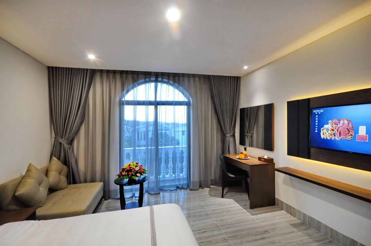 Crown Nguyen Hoang Hotel Nha Trang Dış mekan fotoğraf
