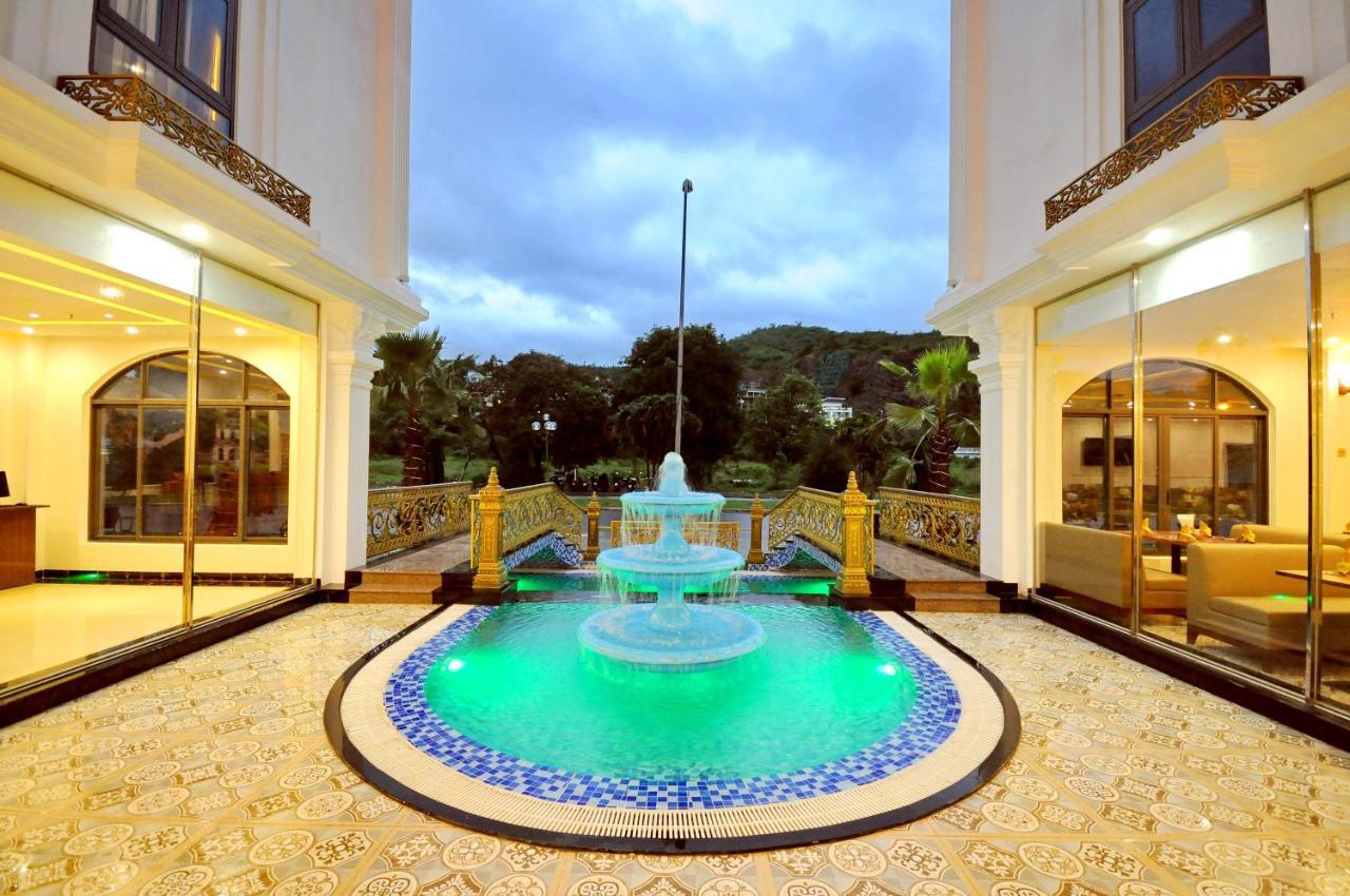 Crown Nguyen Hoang Hotel Nha Trang Dış mekan fotoğraf