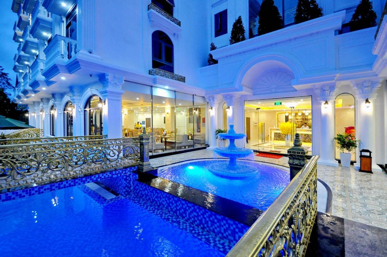 Crown Nguyen Hoang Hotel Nha Trang Dış mekan fotoğraf